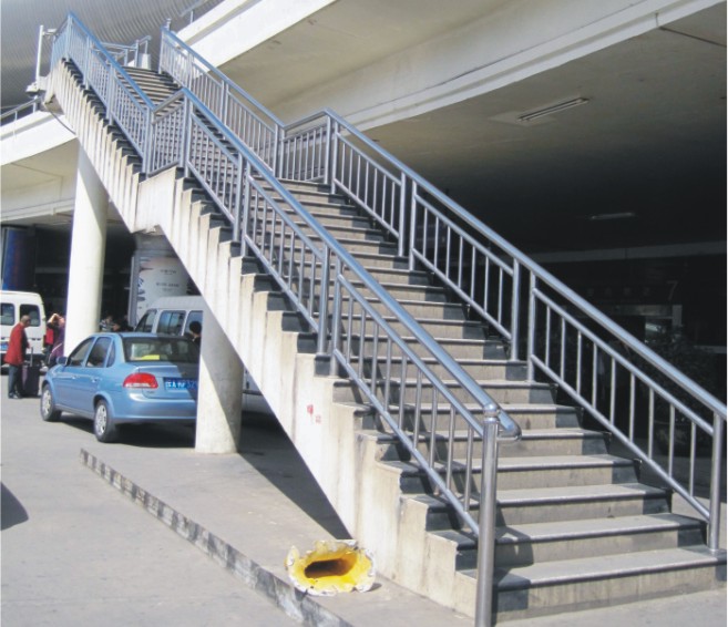 MQ235\䓰